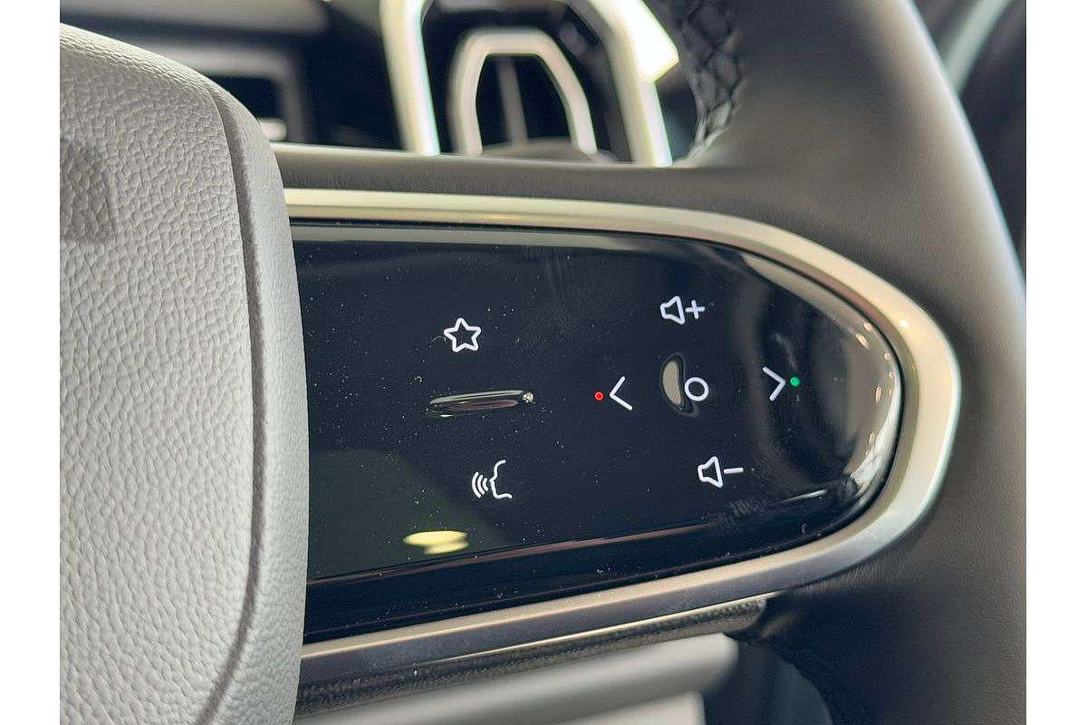 2025 Jaecoo J7 SHS Summit