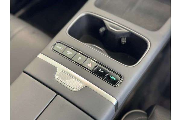 2025 Jaecoo J7 SHS Summit