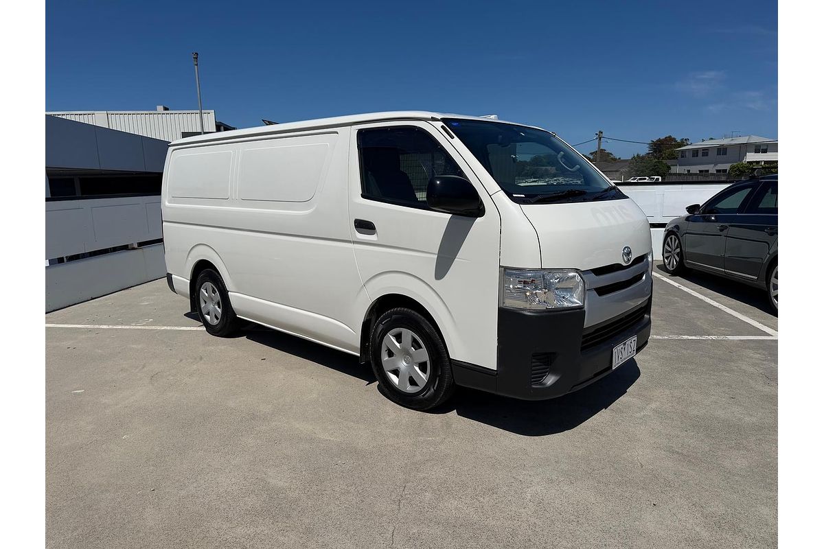 2015 Toyota Hiace KDH201R LWB
