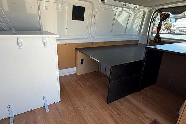 2015 Toyota Hiace KDH201R LWB