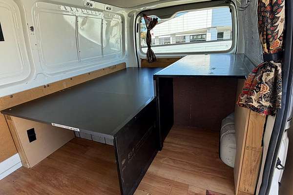 2015 Toyota Hiace KDH201R LWB