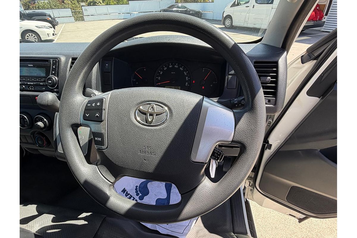 2015 Toyota Hiace KDH201R LWB