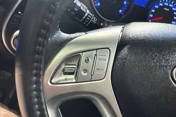 2012 Hyundai ix35 Highlander LM