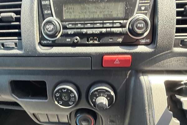 2015 Toyota Hiace KDH201R LWB