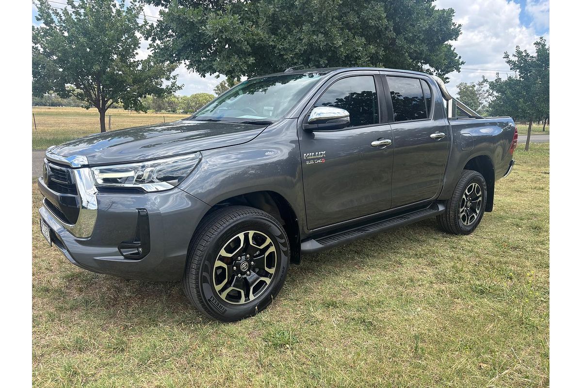2021 Toyota Hilux SR5 GUN126R 4X4