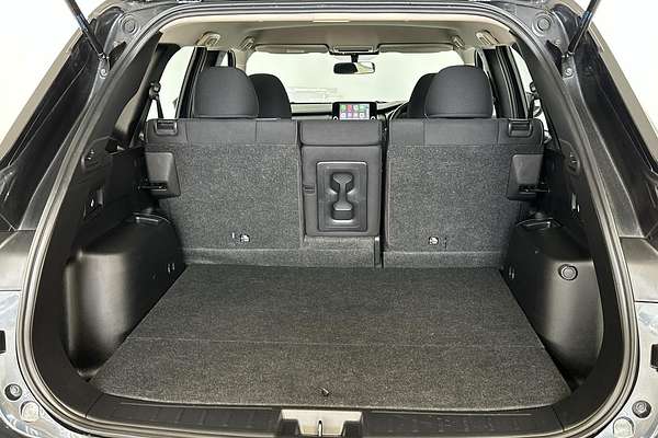 2024 Mitsubishi Outlander ES ZM