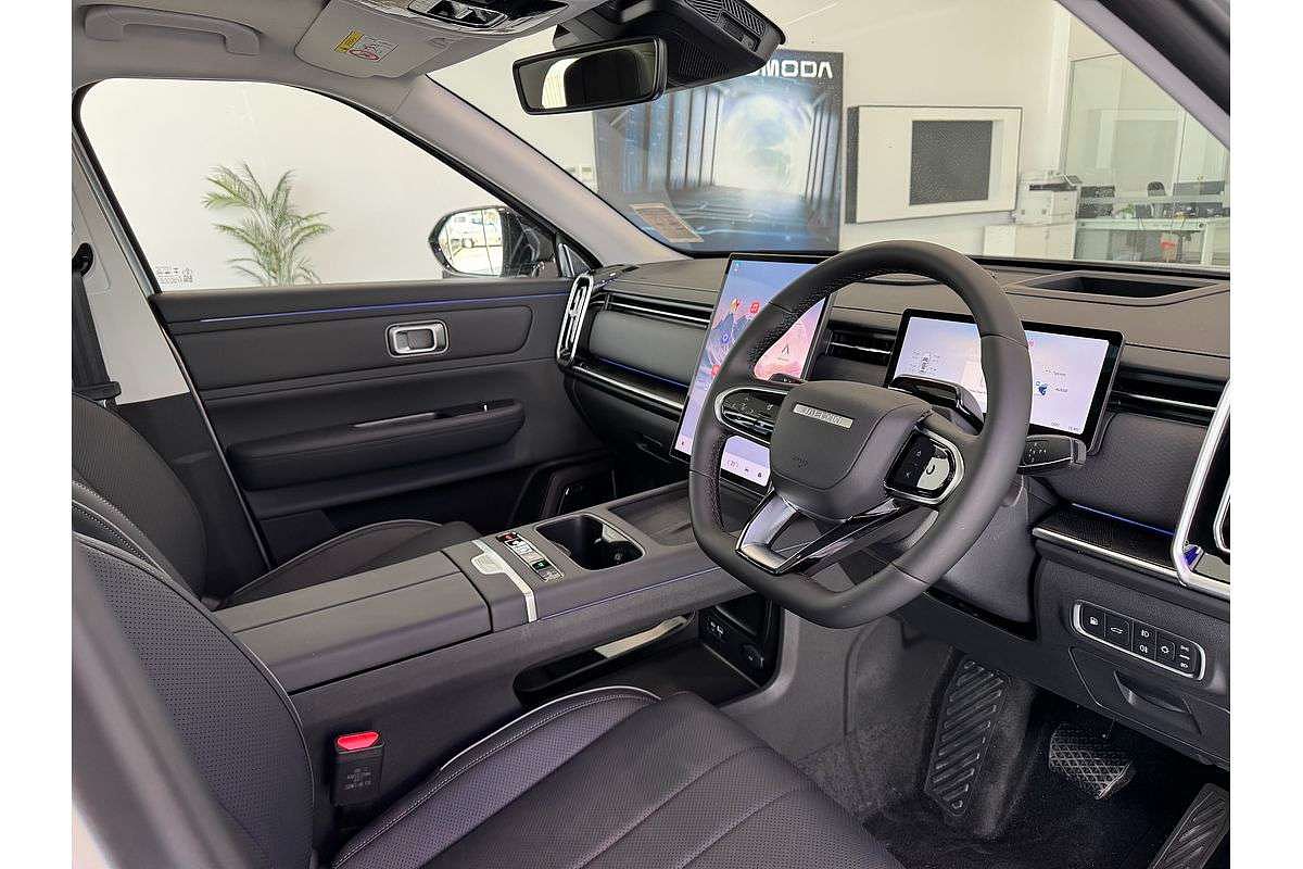 2025 Jaecoo J7 SHS Summit