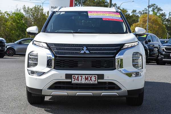 2024 Mitsubishi Outlander LS ZM thumb-2