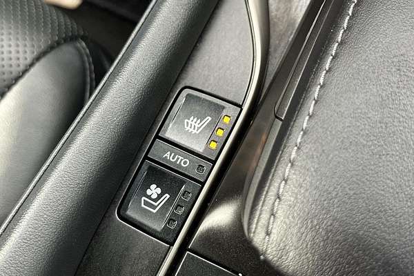 2018 Lexus LX LX570 URJ201R