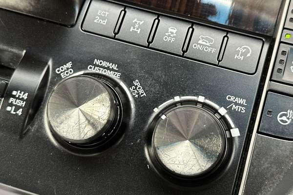 2018 Lexus LX LX570 URJ201R