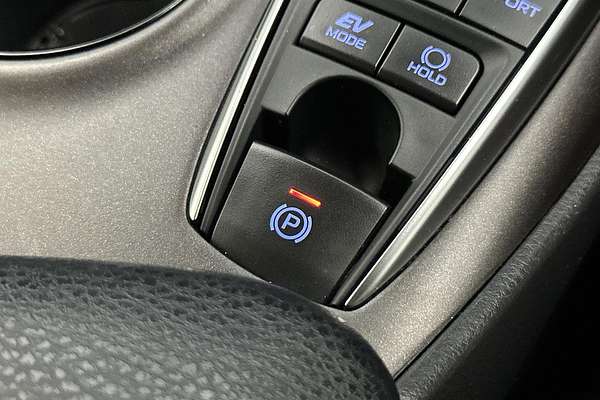 2023 Toyota Camry Ascent AXVH70R