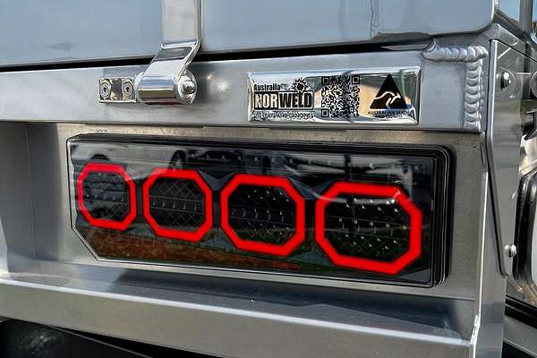 2025 Toyota Landcruiser VX FJA300R