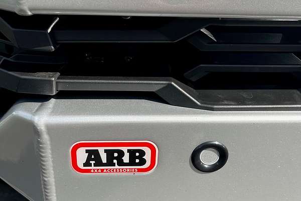 2025 Toyota Landcruiser VX FJA300R