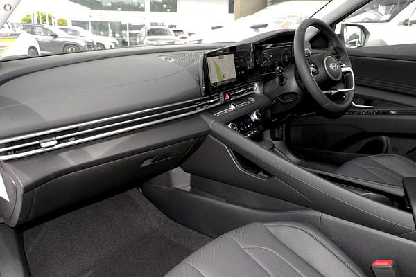 2025 Hyundai i30 Elite Hybrid CN7.V2