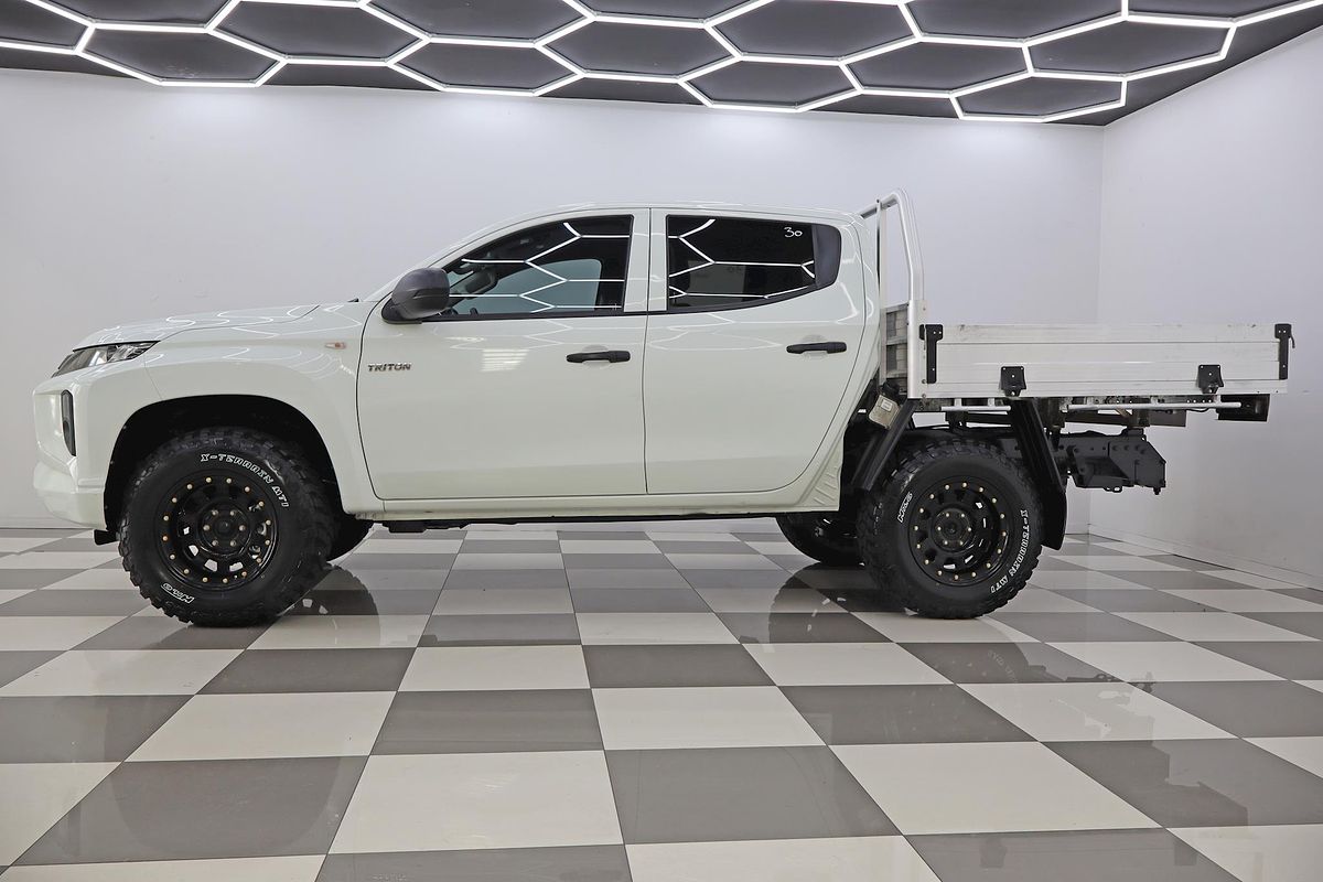 2021 Mitsubishi Triton GLX ADAS MR 4X4