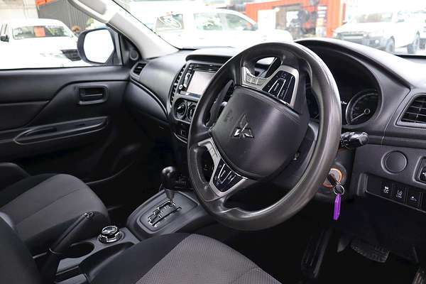 2021 Mitsubishi Triton GLX ADAS MR 4X4