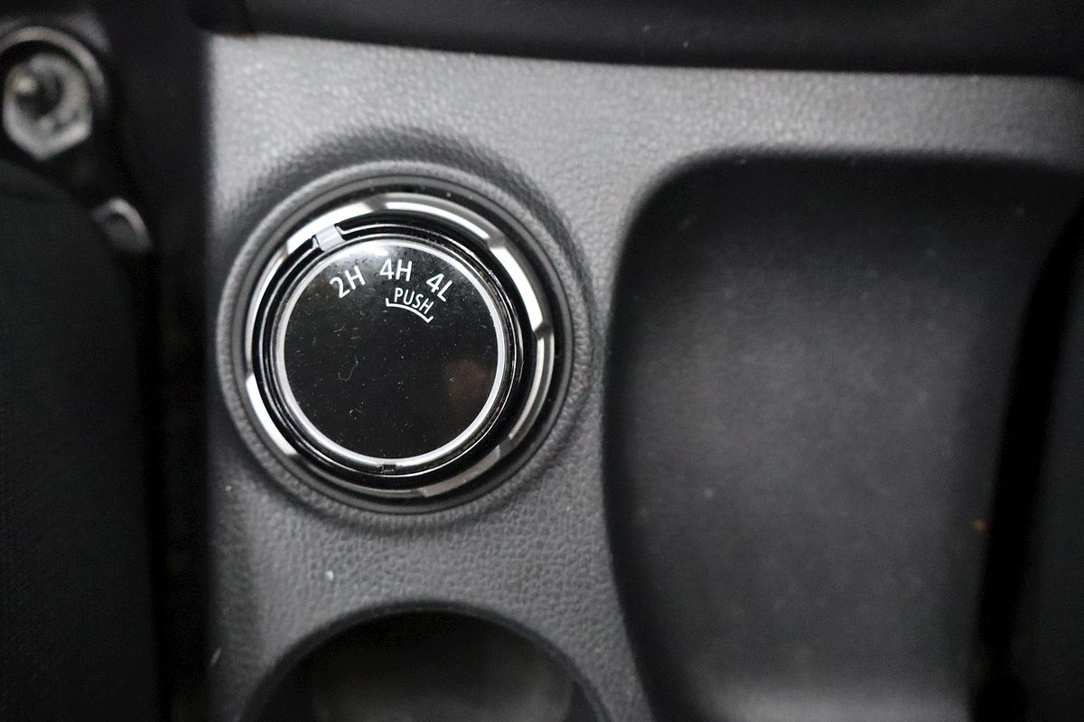 2021 Mitsubishi Triton GLX ADAS MR 4X4