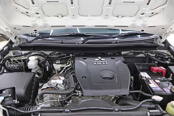 2021 Mitsubishi Triton GLX ADAS MR 4X4