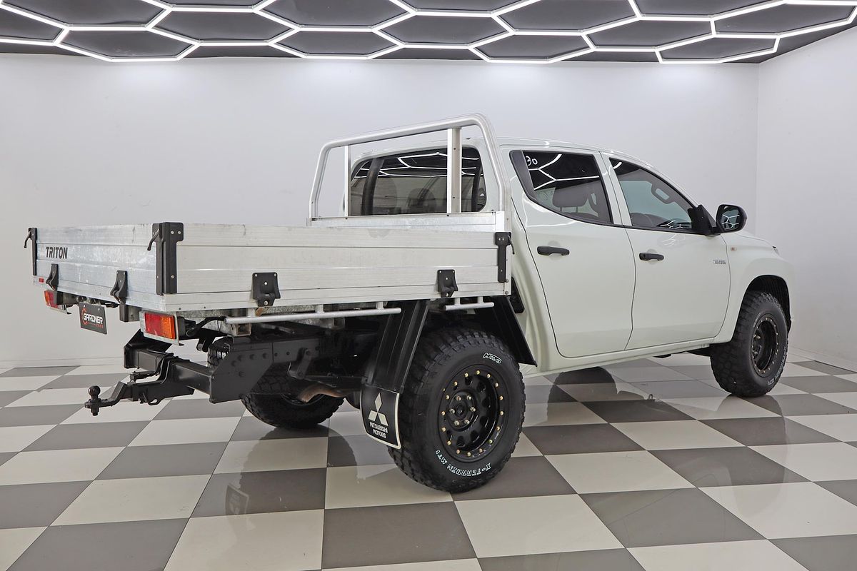 2021 Mitsubishi Triton GLX ADAS MR 4X4