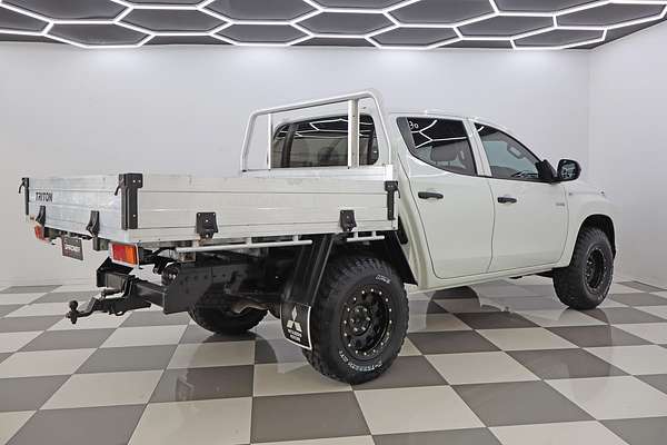2021 Mitsubishi Triton GLX ADAS MR 4X4