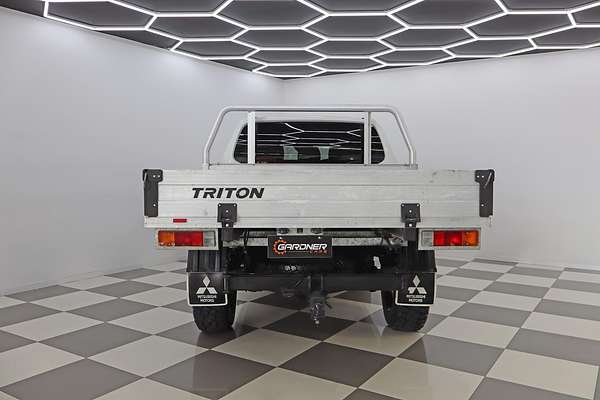 2021 Mitsubishi Triton GLX ADAS MR 4X4