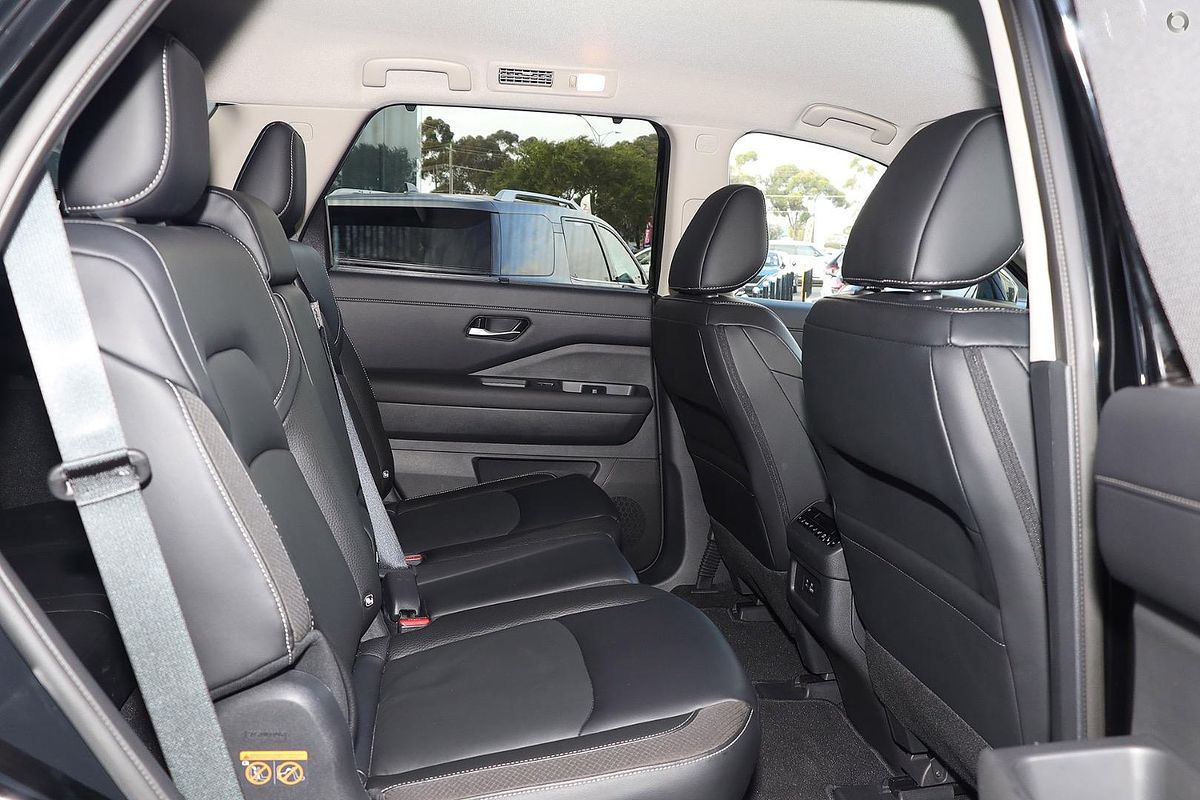 2024 Nissan Pathfinder Ti R53