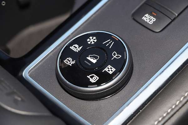 2024 Nissan Pathfinder Ti R53