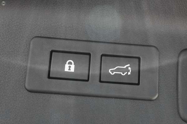 2025 Subaru Forester Hybrid Touring S6