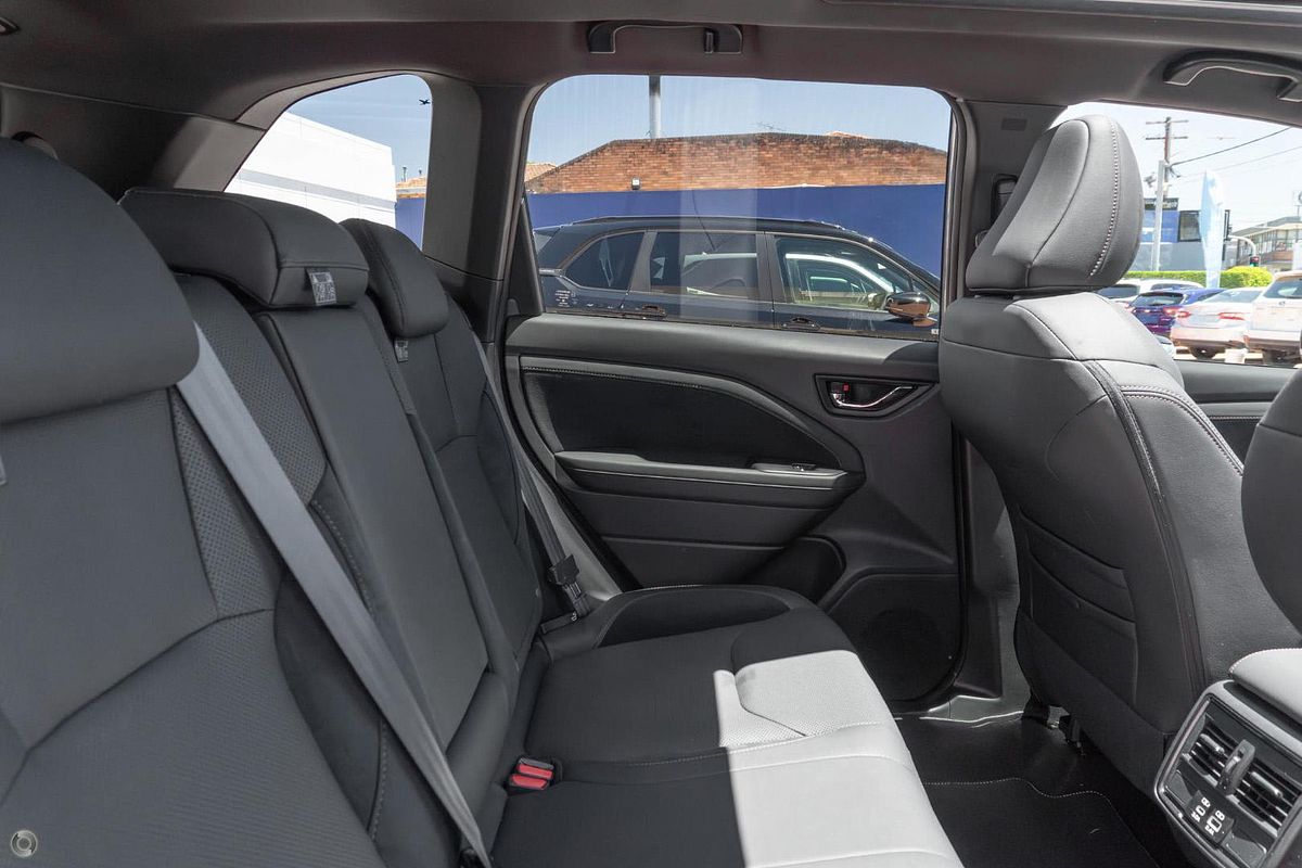 2025 Subaru Forester Hybrid Touring S6