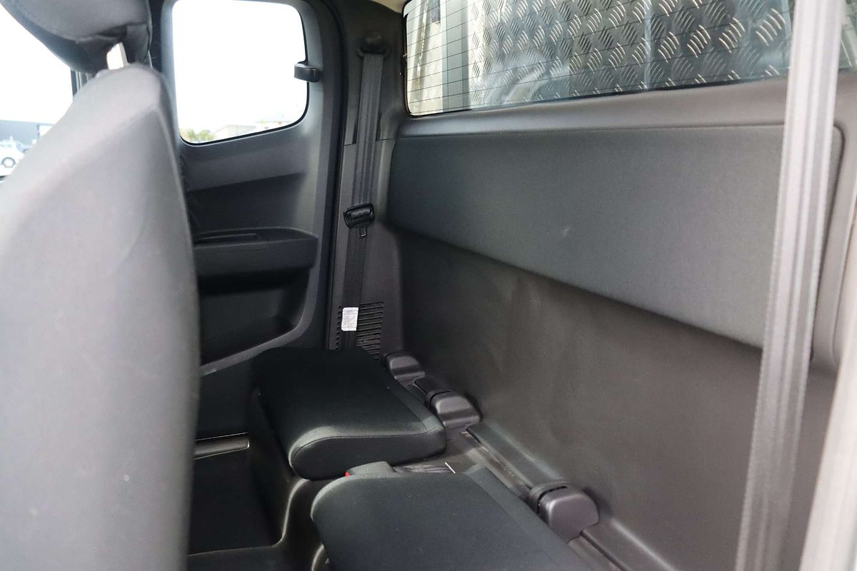 2017 Isuzu D-MAX SX  4X4