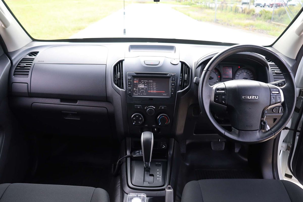 2017 Isuzu D-MAX SX  4X4