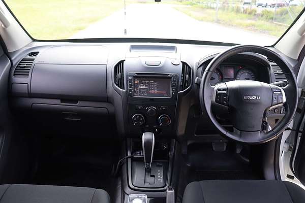 2017 Isuzu D-MAX SX  4X4