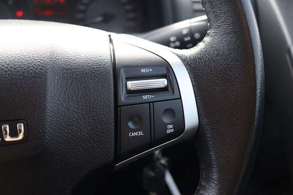 2017 Isuzu D-MAX SX  4X4