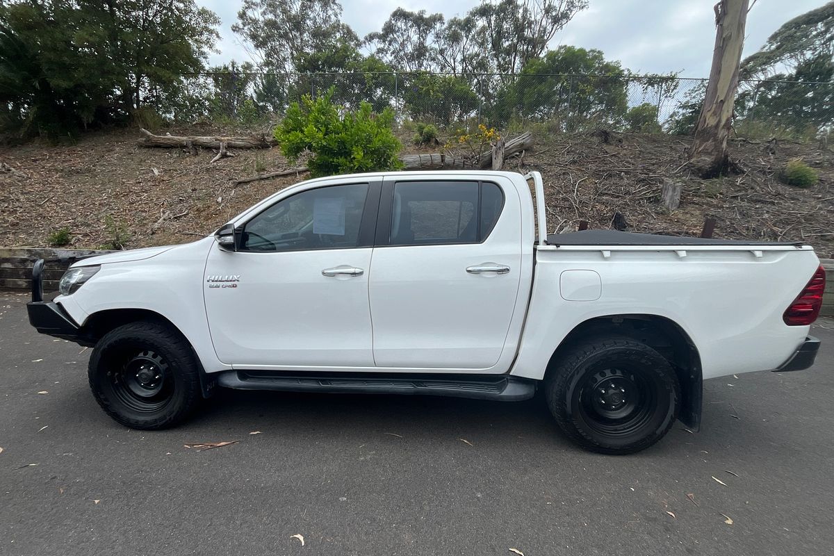 2016 Toyota Hilux SR (4x4) GUN126R 4X4