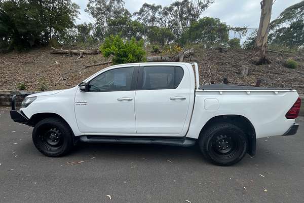 2016 Toyota Hilux SR (4x4) GUN126R 4X4