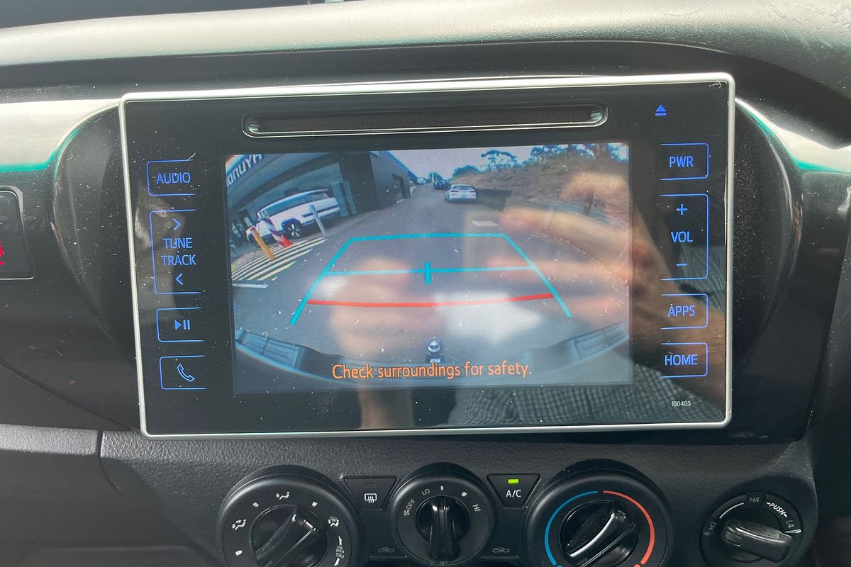 2016 Toyota Hilux SR (4x4) GUN126R 4X4