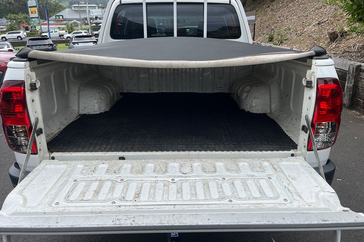 2016 Toyota Hilux SR (4x4) GUN126R 4X4