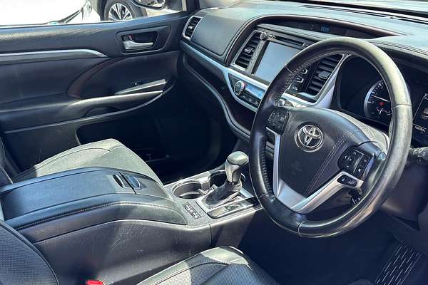 2017 Toyota Kluger Grande GSU55R