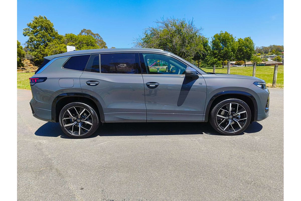 2025 Volkswagen Tayron 195TSI R-Line R4