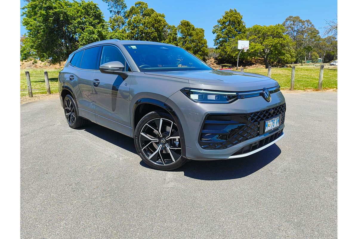 2025 Volkswagen Tayron 195TSI R-Line R4