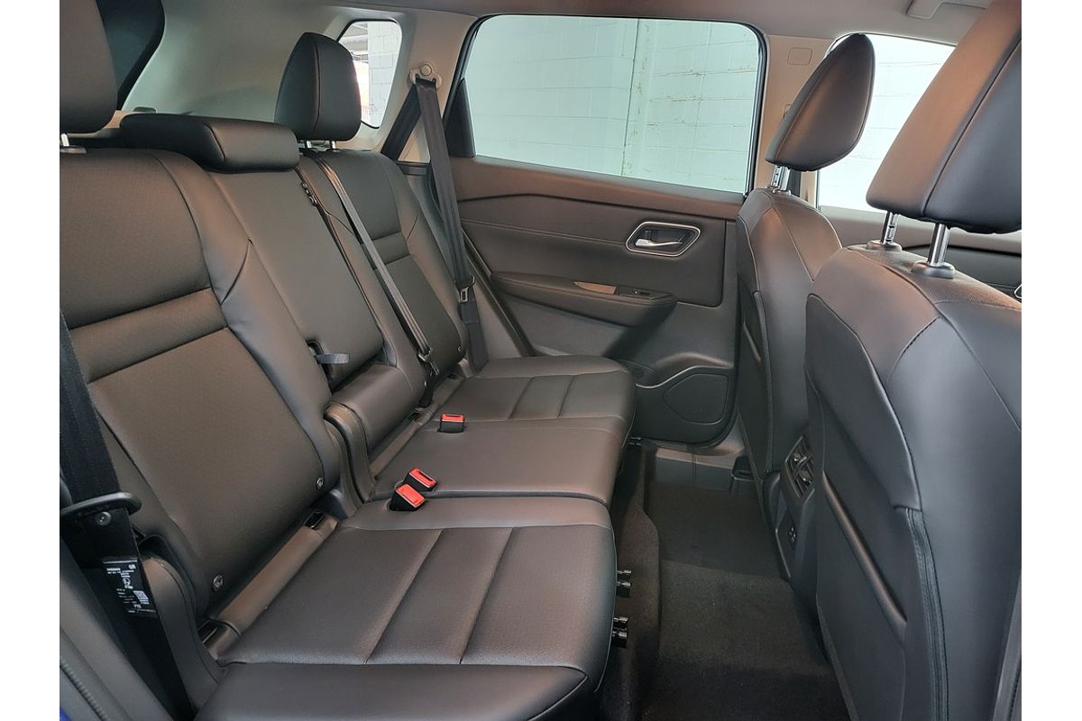 2025 Nissan X-TRAIL ST-L e-POWER T33