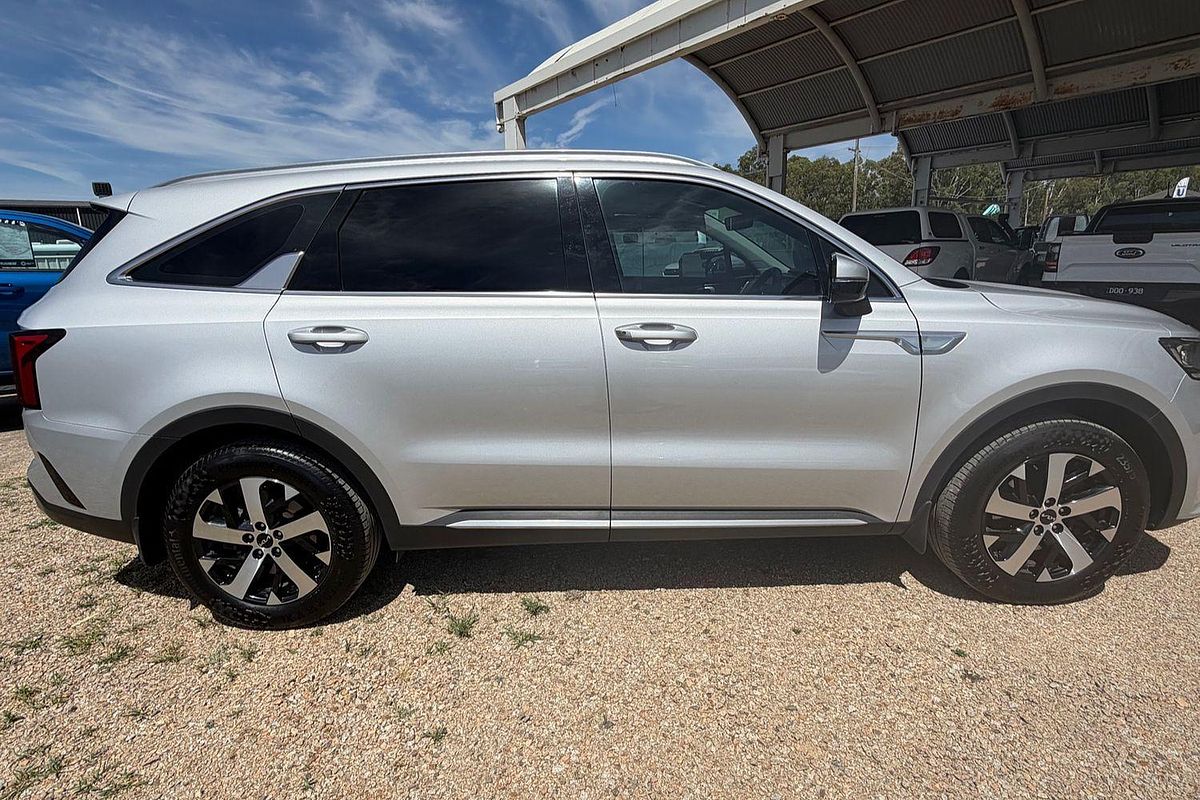 2022 Kia Sorento Sport MQ4