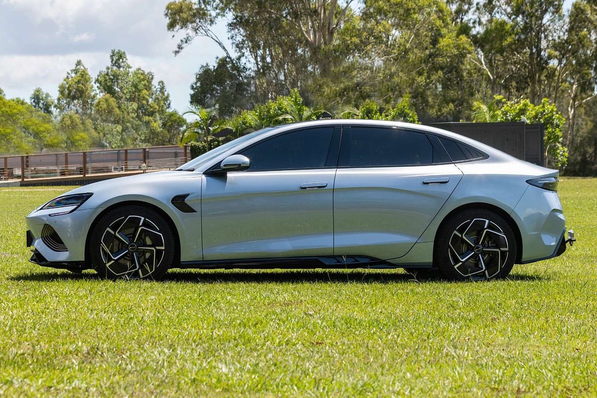 2024 BYD Seal Premium