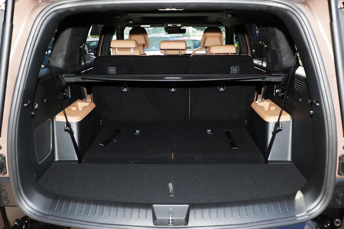 2025 Hyundai Santa Fe Calligraphy MX5.V2