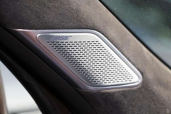 2025 Hyundai Santa Fe Calligraphy MX5.V2