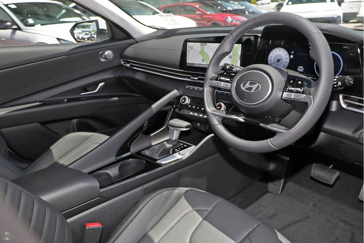 2025 Hyundai i30 Elite CN7.V2