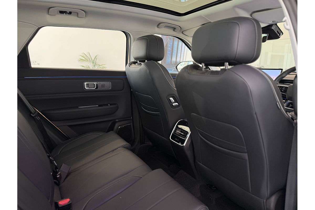 2025 Jaecoo J7 SHS Summit