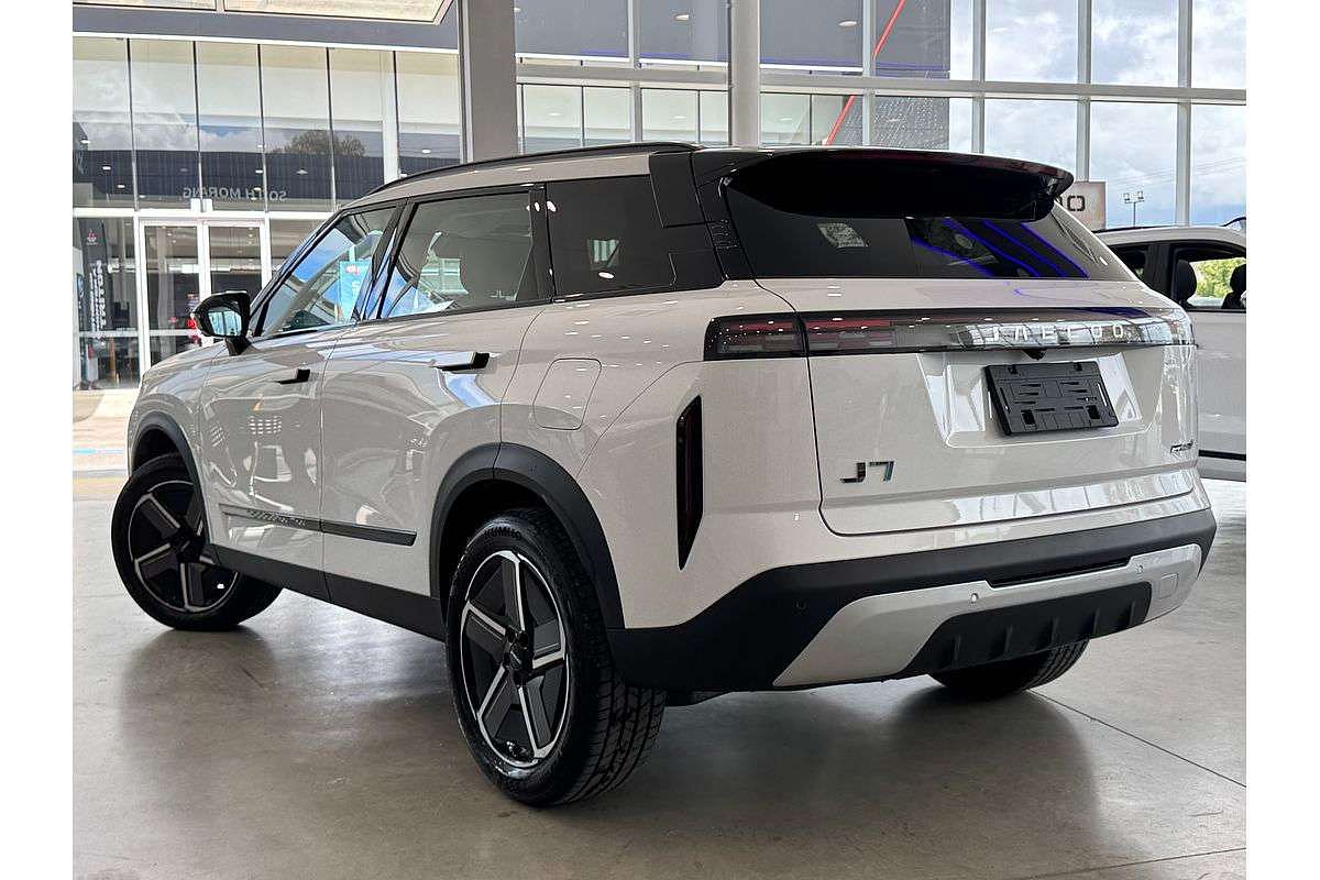 2025 Jaecoo J7 SHS Summit