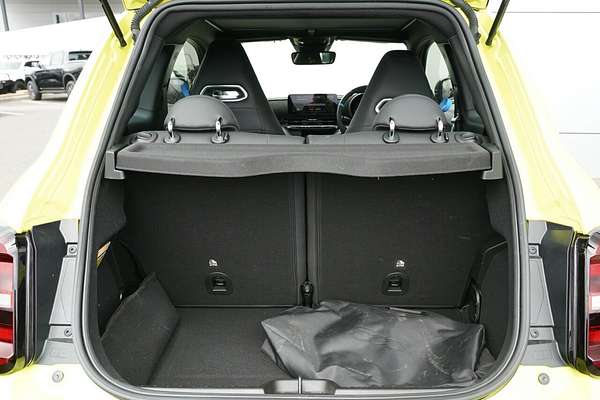 2023 Abarth 500e Scorpionissima