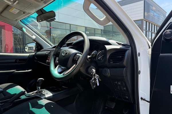 2021 Toyota Hilux SR GUN126R 4X4